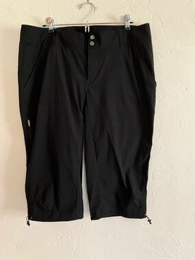 Columbia Saturday Trail II Knee Capri Pants 14 NWT